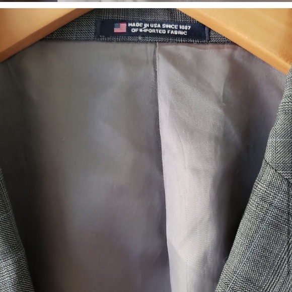Hart Schaffner Marx Grey 46R Suit Jacket Retail $350 - Picture 6 of 7